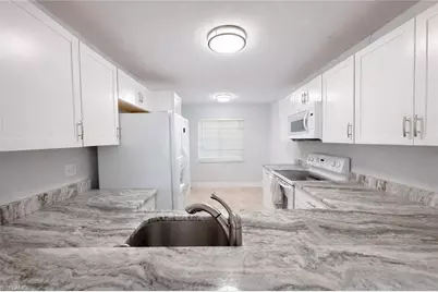 534 Augusta Blvd #E104, Naples, FL 34113 - Photo 5