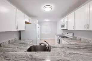 534 Augusta Blvd, Naples, FL 34113 - Photo 5