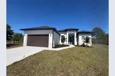 3217 60th Ave NE, Naples, FL 34120 - Photo 3