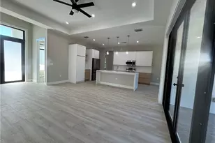 3217 60th Ave NE, Naples, FL 34120 - Photo 9