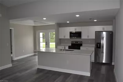 2863 Vineyard Cir, North Port, FL 34288 - Photo 5