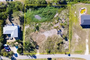 16560 Wisteria Dr, Fort Myers, FL 33908 - Photo 17