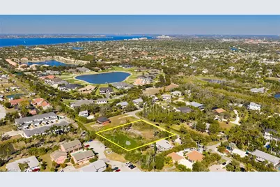 16560 Wisteria Dr, Fort Myers, FL 33908 - Photo 29