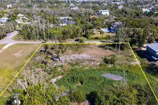 16560 Wisteria Dr, Fort Myers, FL 33908 - Photo 7