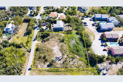 16560 Wisteria Dr, Fort Myers, FL 33908 - Photo 23