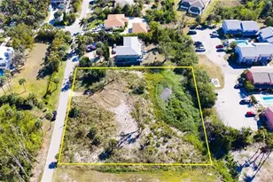 16560 Wisteria Dr, Fort Myers, FL 33908 - Photo 23