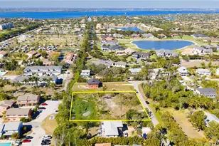 16560 Wisteria Dr, Fort Myers, FL 33908 - Photo 45