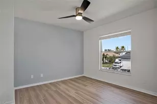 821 Gulf Pavilion Dr, Naples, FL 34108 - Photo 23