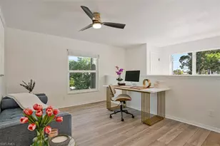 821 Gulf Pavilion Dr, Naples, FL 34108 - Photo 25