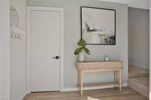 821 Gulf Pavilion Dr, Naples, FL 34108 - Photo 3