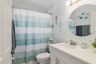 6890 Huntington Lakes Cir, Naples, FL 34119 - Photo 31