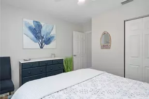 6890 Huntington Lakes Cir, Naples, FL 34119 - Photo 33