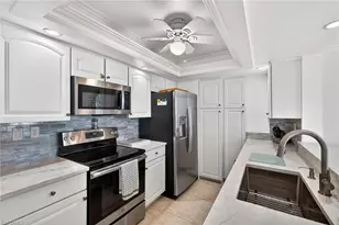 10475 Gulf Shore Dr, Naples, FL 34108 - Photo 13