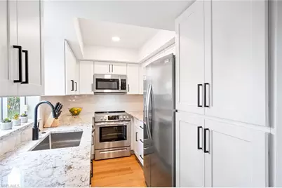 1275 7th Ave N #201, Naples, FL 34102 - Photo 11