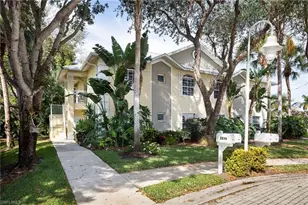 1270 Shady Rest Ln, Naples, FL 34103 - Photo 21