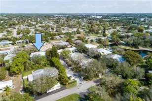 1270 Shady Rest Ln, Naples, FL 34103 - Photo 25