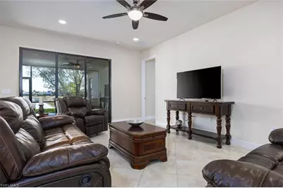 3296 Pacific Dr, Naples, FL 34119 - Photo 7