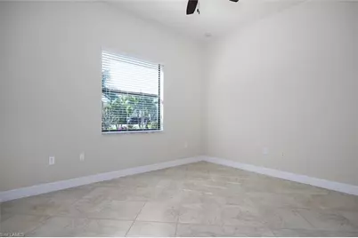 3296 Pacific Dr, Naples, FL 34119 - Photo 21