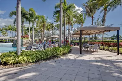 3296 Pacific Dr, Naples, FL 34119 - Photo 43