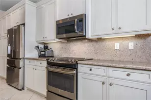 3296 Pacific Dr, Naples, FL 34119 - Photo 3