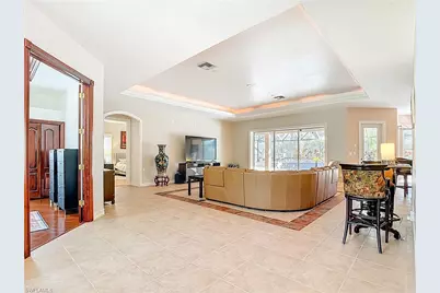 4240 5th Ave SW, Naples, FL 34119 - Photo 5