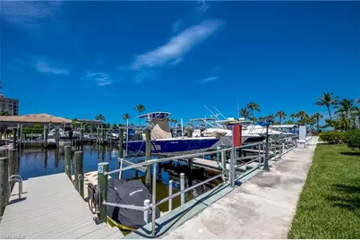 14819 Laguna Dr #203, Fort Myers, FL 33908 - Photo 43