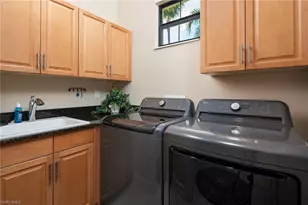 7291 Lantana Cir, Naples, FL 34119 - Photo 25