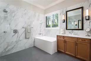 7291 Lantana Cir, Naples, FL 34119 - Photo 17