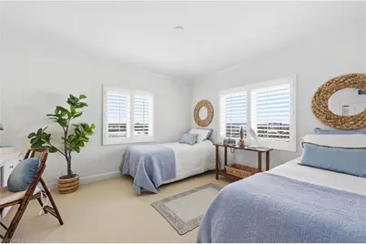 2885 Gulf Shore Blvd N #801, Naples, FL 34103 - Photo 27