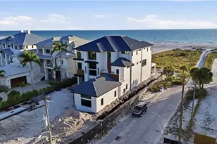 6100 Court St, Fort Myers Beach, FL 33931 - Photo 3