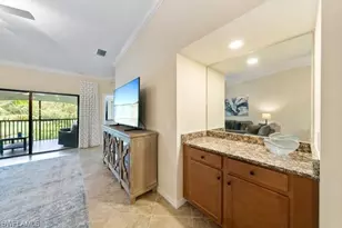 28002 Bridgetown Ct, Bonita Springs, FL 34135 - Photo 7