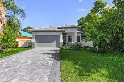 536 97th Ave N, Naples, FL 34108 - Photo 1