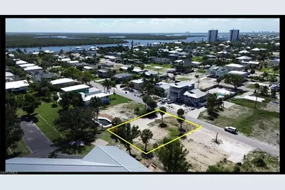 111 Bay Mar Dr, Fort Myers Beach, FL 33931 - Photo 25