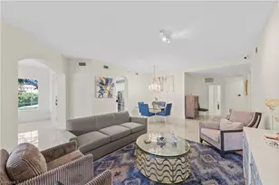 9097 Cherry Oaks Tr, Naples, FL 34114 - Photo 7