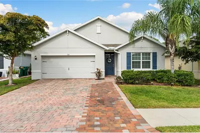 737 Hadley St W, Naples, FL 34104 - Photo 25