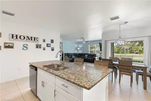 737 Hadley St W, Naples, FL 34104 - Photo 9