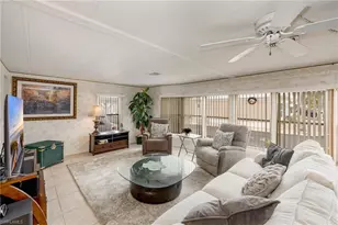 21 San Lu Rue Ave, Naples, FL 34104 - Photo 5