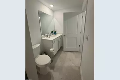 12180 Wellen Golf St #105, Venice, FL 34293 - Photo 11