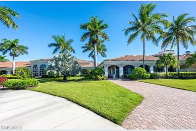 15085 Danios Dr, Bonita Springs, FL 34135 - Photo 11