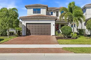 4512 Aurora St, Naples, FL 34119 - Photo 1