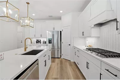 10395 Ventana Ln, Naples, FL 34120 - Photo 13