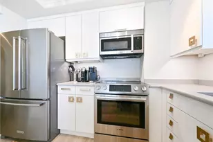 3115 Gulf Shore Blvd N, Naples, FL 34103 - Photo 11