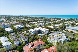 333 4th Ave S, Naples, FL 34102 - Photo 23