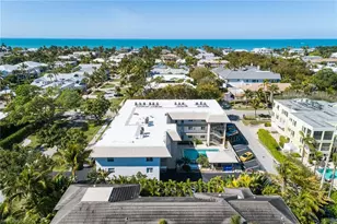 333 4th Ave S, Naples, FL 34102 - Photo 21