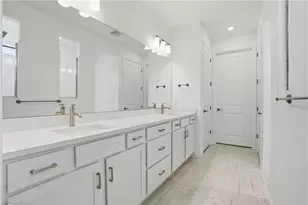 2133 Sequoia Ct, Naples, FL 34120 - Photo 23