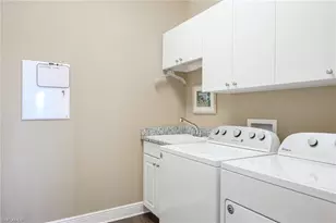 10505 Valencia Lakes Dr, Bonita Springs, FL 34135 - Photo 33