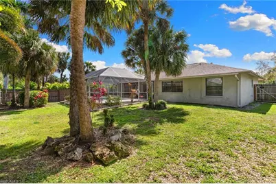 2451 River Reach Dr, Naples, FL 34104 - Photo 31