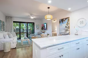 600 Neapolitan Way, Naples, FL 34103 - Photo 3