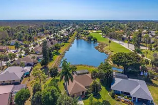 105 Cherry Hill Ct, Naples, FL 34113 - Photo 17