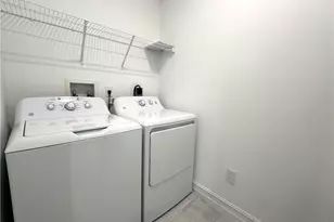 7509 Carnegie Way, Naples, FL 34119 - Photo 11